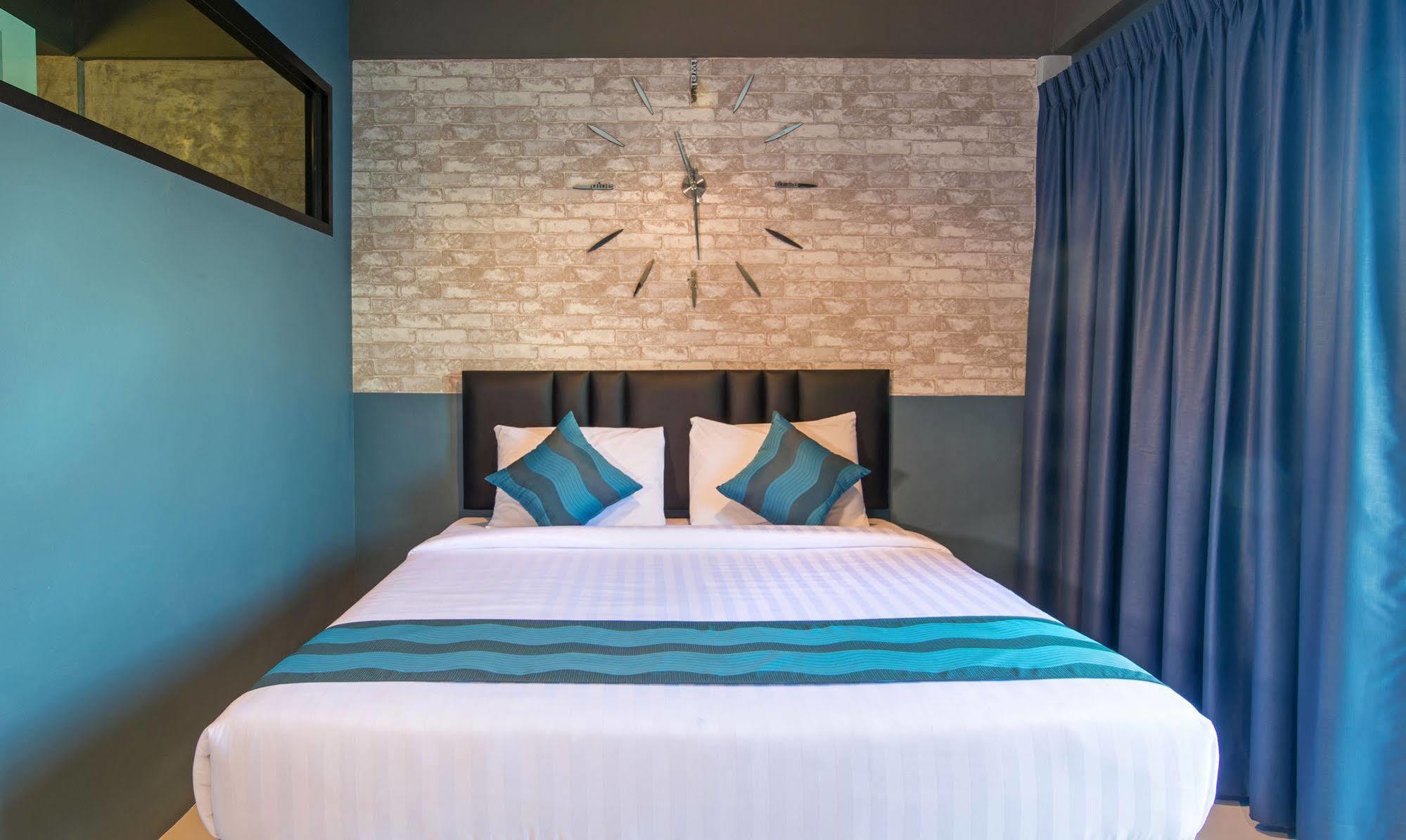 Amity Poshtel Hostel *