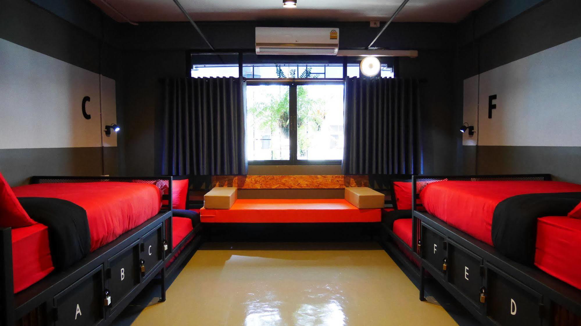 Hostel Amity Poshtel Krabi